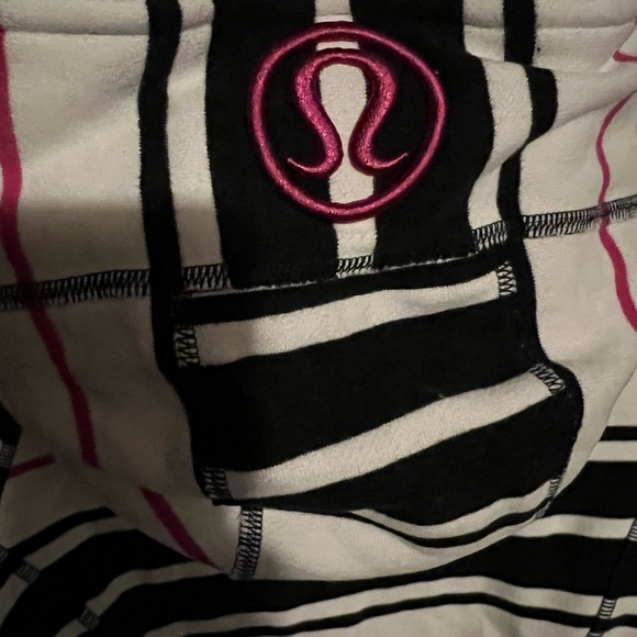 Striped Lululemon Scuba Hoodie Sweatshirt size 4 Small - Picture 2 of 5